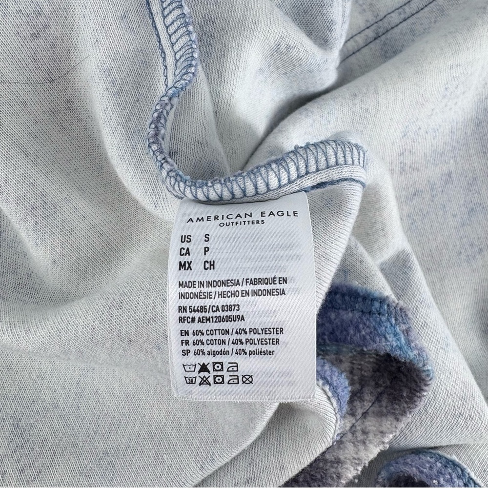 American Eagle Blue Oversized Plaid Fleece & Love
Shacket - Picture 5 of 12